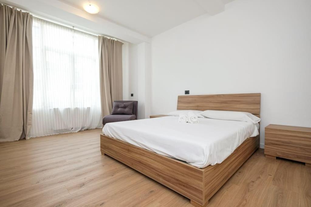 La Casa Di Elena Apartment Bergamo Bagian luar foto