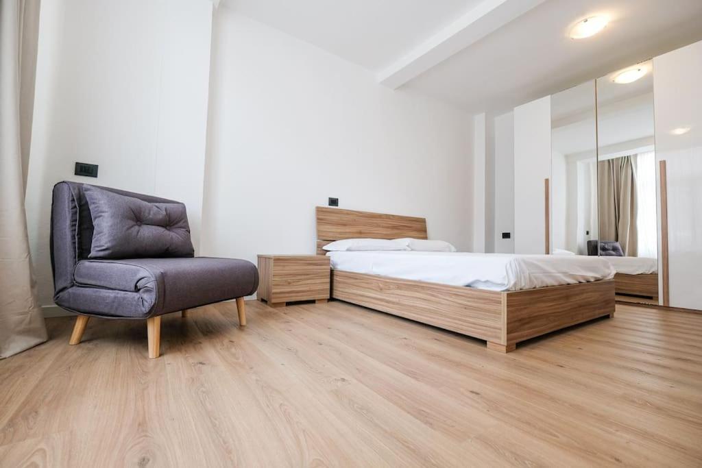 La Casa Di Elena Apartment Bergamo Bagian luar foto