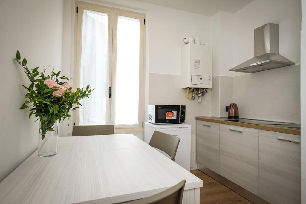 La Casa Di Elena Apartment Bergamo Bagian luar foto